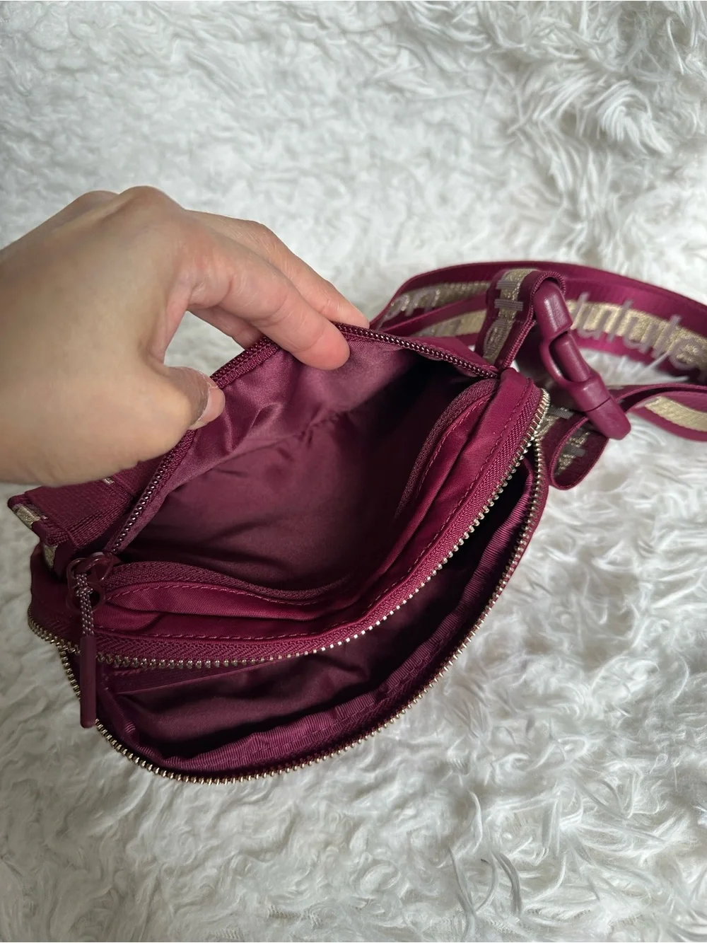 Lululemon Everywhere Burgundy Belt Bag